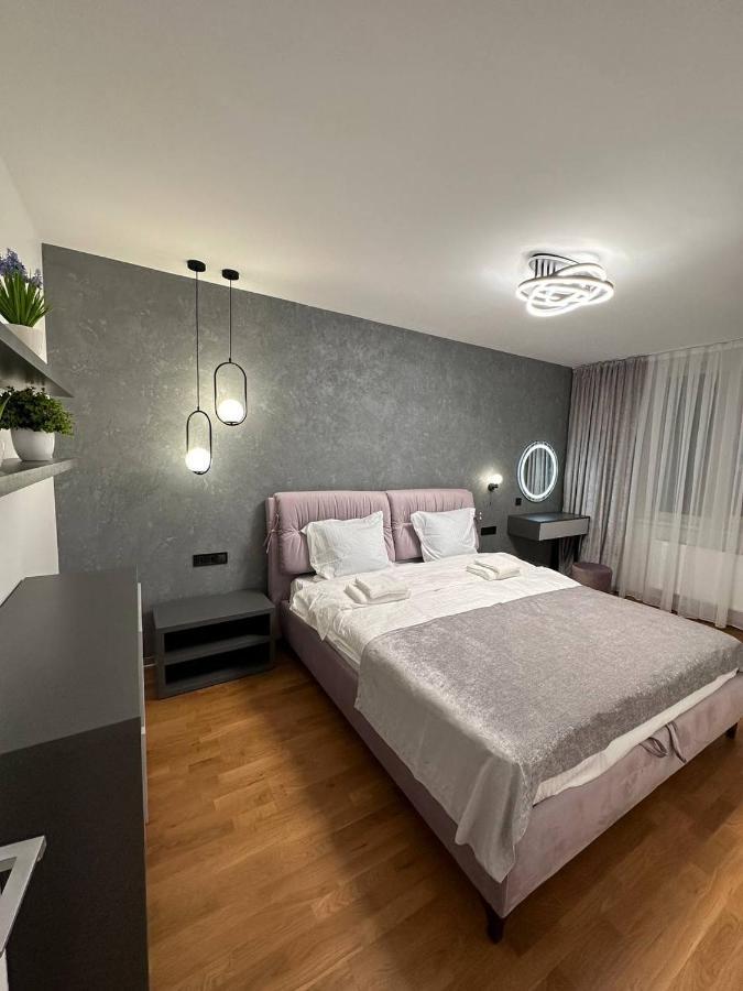 Apartment з джакузі вулиця під голоском 15 б стилізована з новим сучасний ремонтом Lviv
